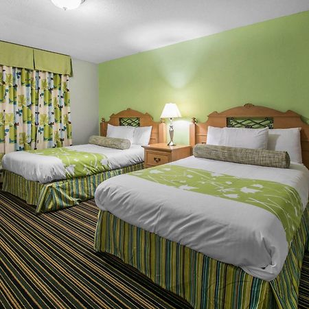 Rodeway Inn & Suites Winter Haven Chain Of Lakes Экстерьер фото